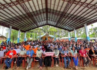 Shopee granted a teacher’s wish of providing school chairs to over a thousand students in Palawan